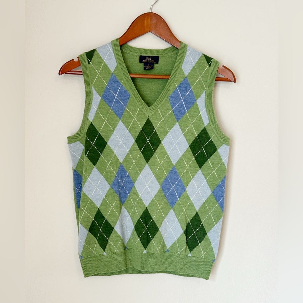 Women’s Brooks Brothers 346 V-Neck Argyle Sweater Vest Merino Wool Small